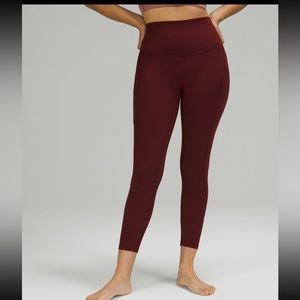 Lululemon Align High Rise leggings with pockets 25”